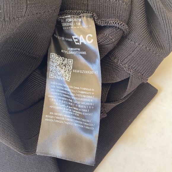 GUESS BY MARCIANO Binx Long-Sleeve Bandage Dress - Picture 10 of 10